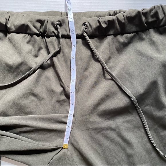 Camber & Grace elastic waist drawstring casual olive green pants - large - Picture 14 of 16
